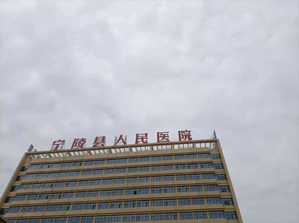 商丘宁陵县人民医院太阳能空气能热水系统
